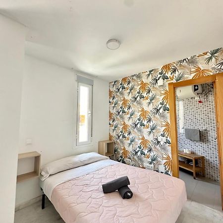 מאלגה Apartamentos Playa Misericordias מראה חיצוני תמונה