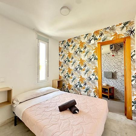 מאלגה Apartamentos Playa Misericordias מראה חיצוני תמונה